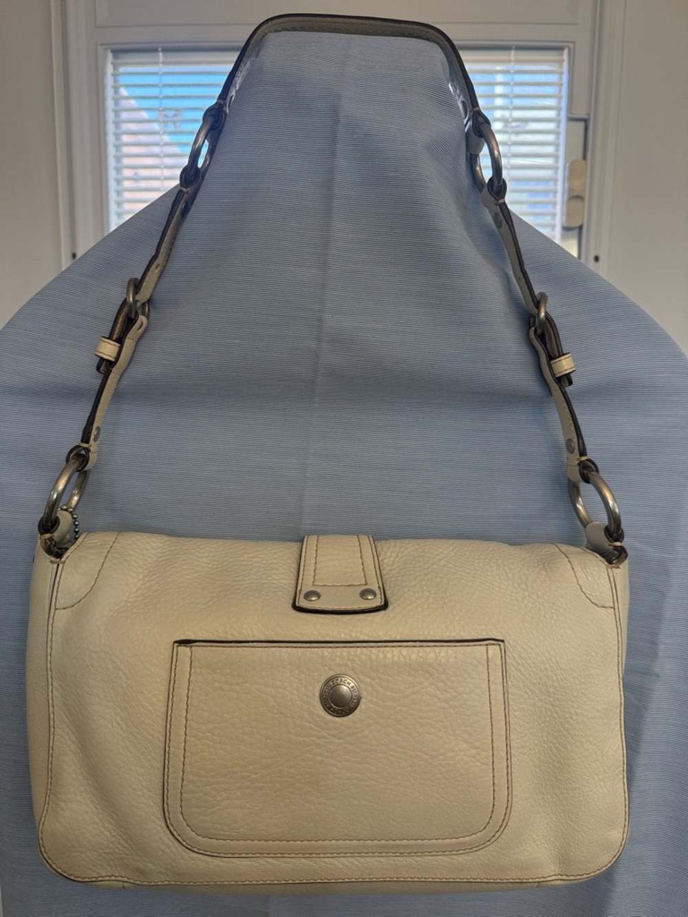 Coach Cream Pebbled Leather Shoulder Bag with Ring Detail - Picture 2 of 10